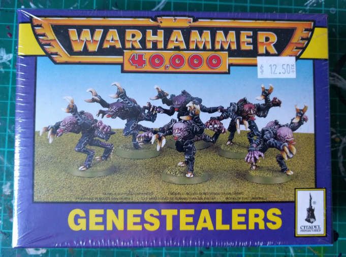 genestealers old box.PNG